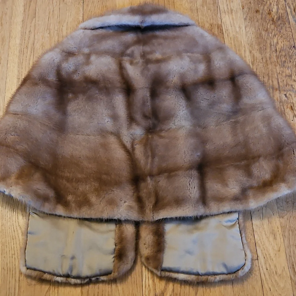 Vintage real mink cape with pockets S/M